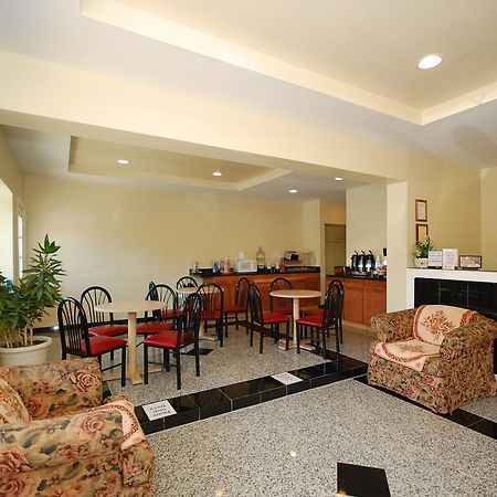 Millville Motorsports Inn And Suites Εσωτερικό φωτογραφία