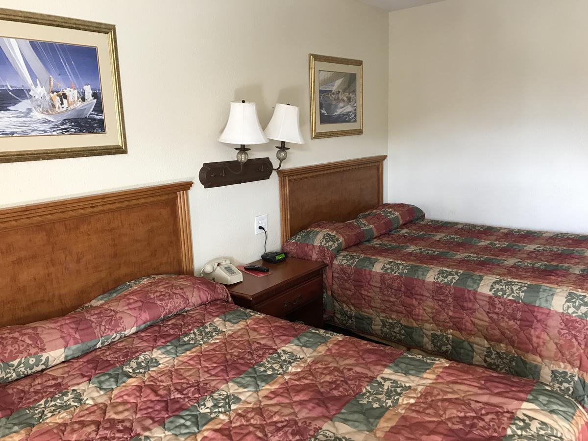 Millville Motorsports Inn And Suites Δωμάτιο φωτογραφία